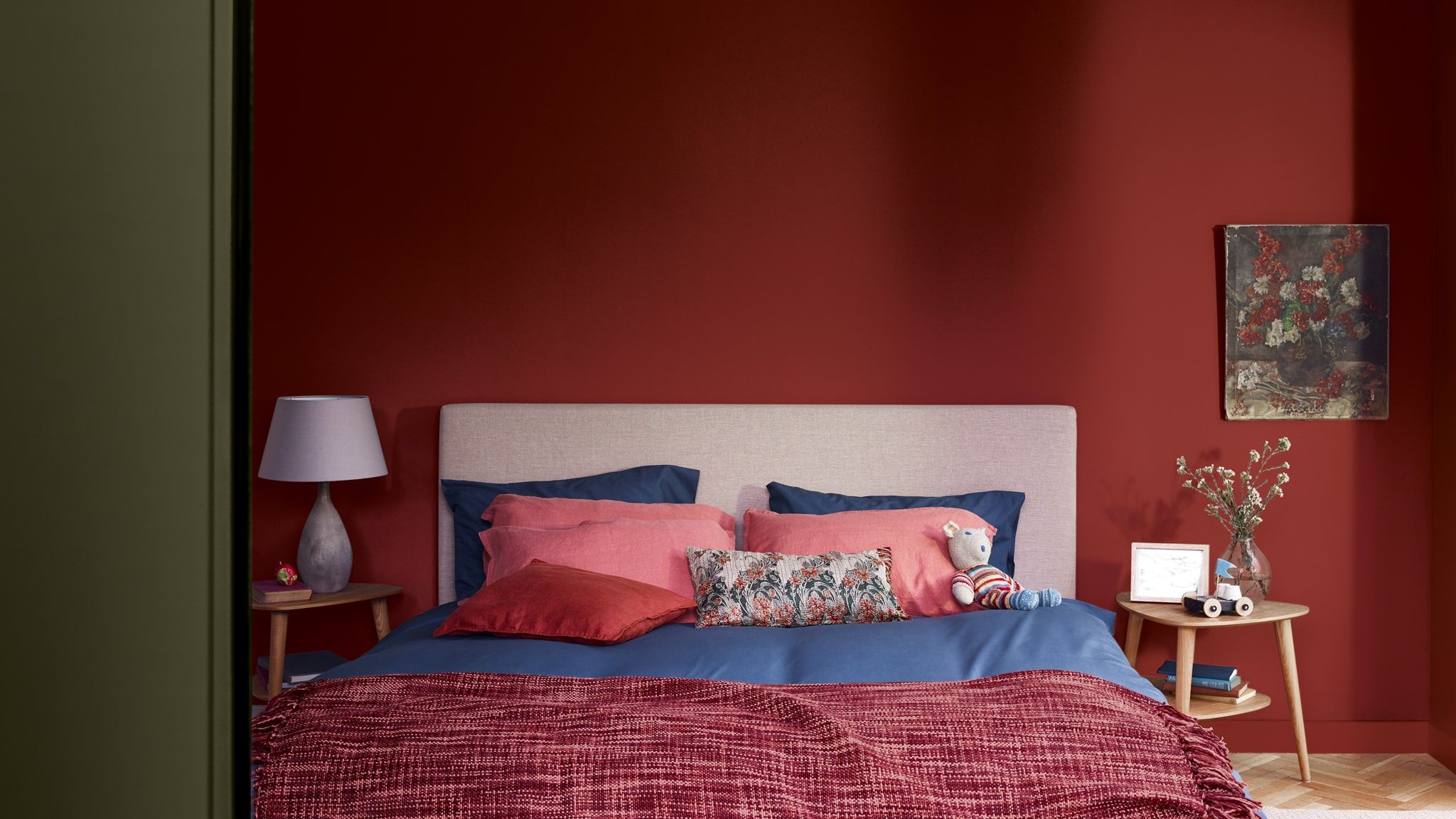 A cozy bedroom makeover Deco-Paints-Colour-Futures-Colour-of-the-Year-2019-A-place-to-love-Bedroom-Inspiration-38