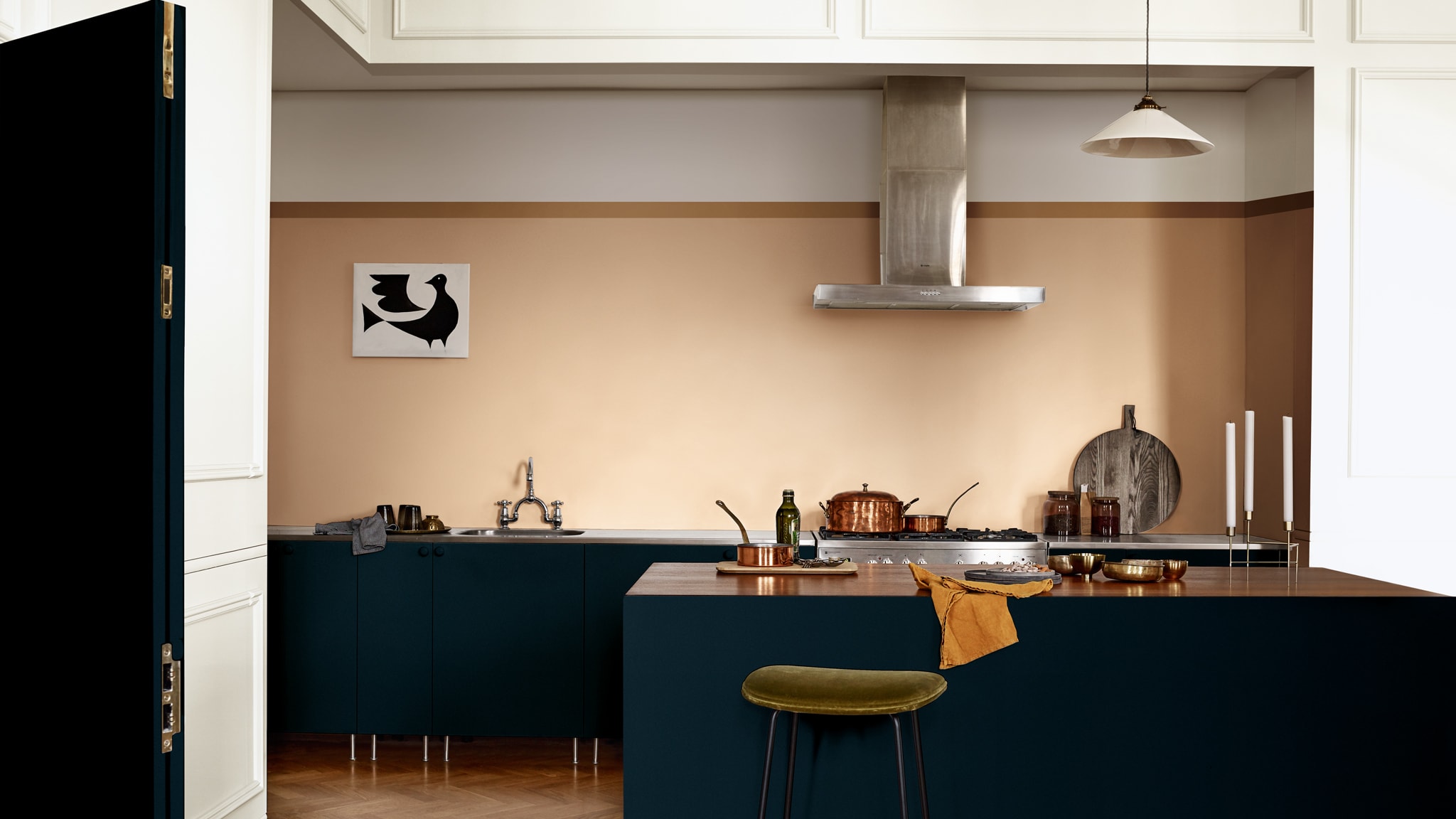 A soothing kitchen Deco-Paints-Colour-Futures-Colour-of-the-Year-2019-A-place-to-think-Kitchen-Inspiration-26