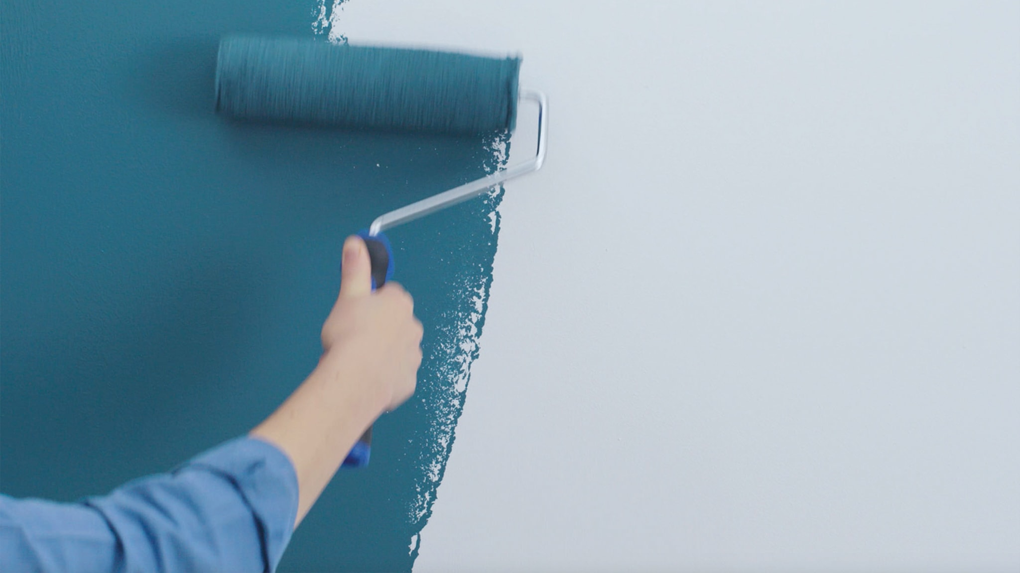 Apply background colour Deco-Paints-Colour-Futures-Colour-of-the-Year-2019-How-to-honeycomb_2