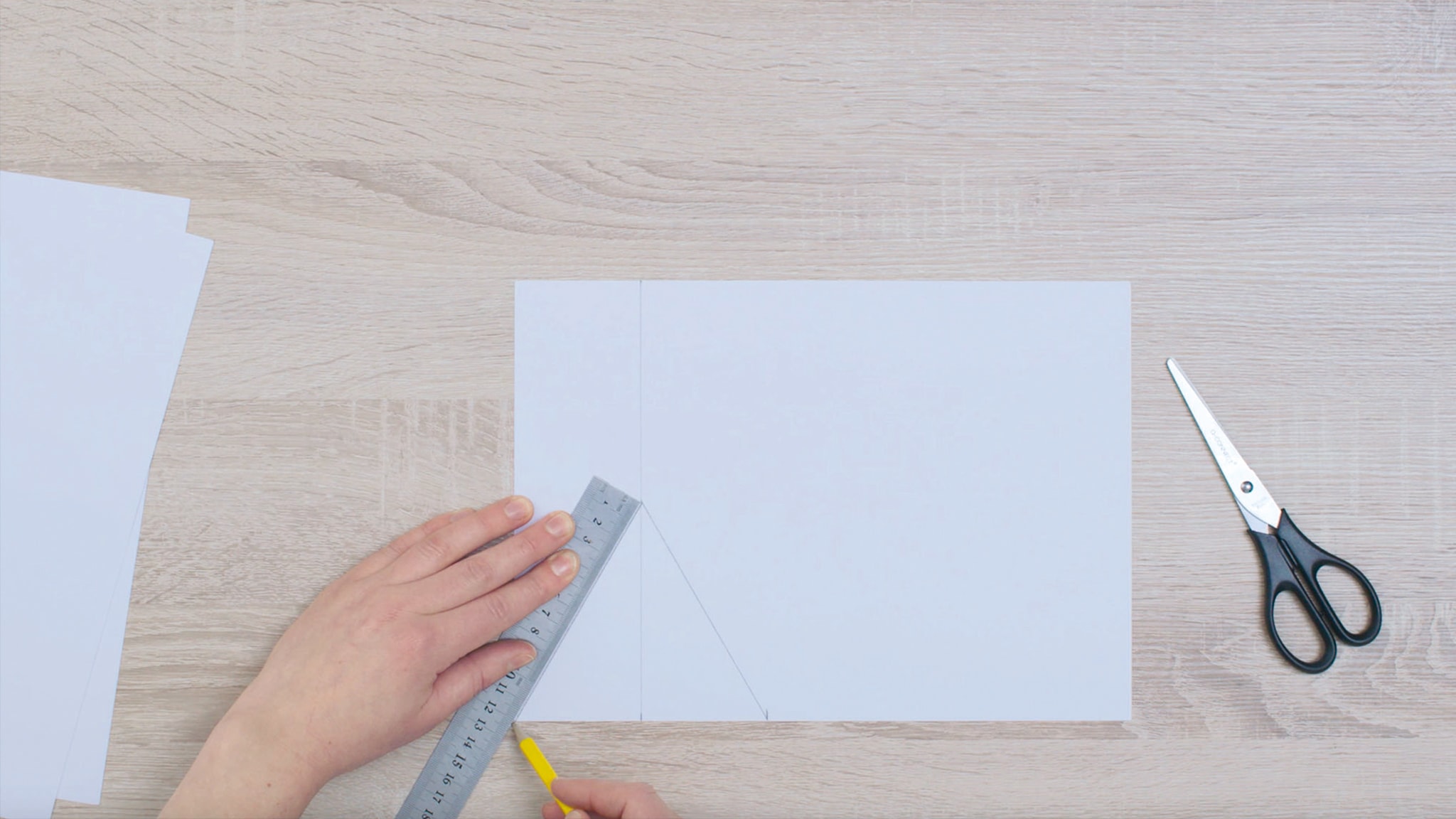 Create a triangle template Deco-Paints-Colour-Futures-Colour-of-the-Year-2019-How-to-honeycomb_4