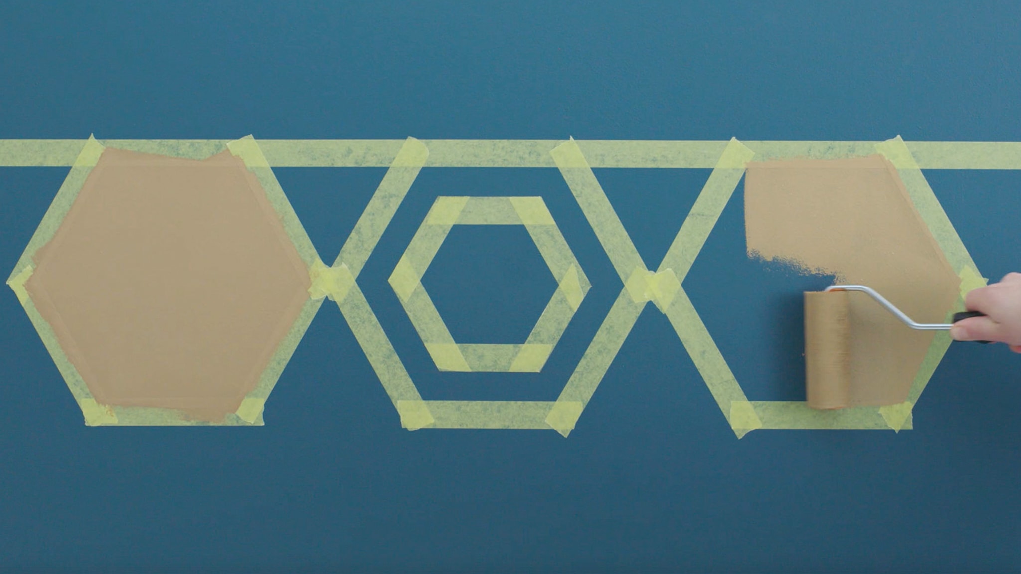 Fill in the honeycomb shapes with paint Deco-Paints-Colour-Futures-Colour-of-the-Year-2019-How-to-honeycomb_7